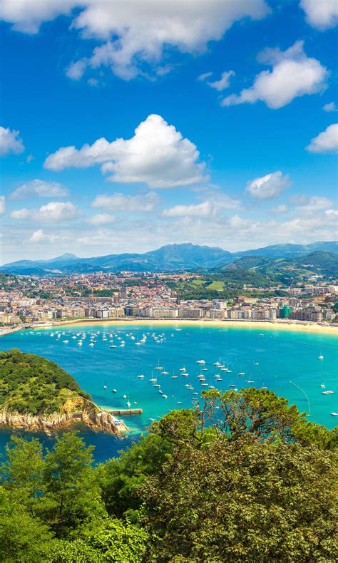 £60 Cheap Flights from Malaga to San Sebastian 